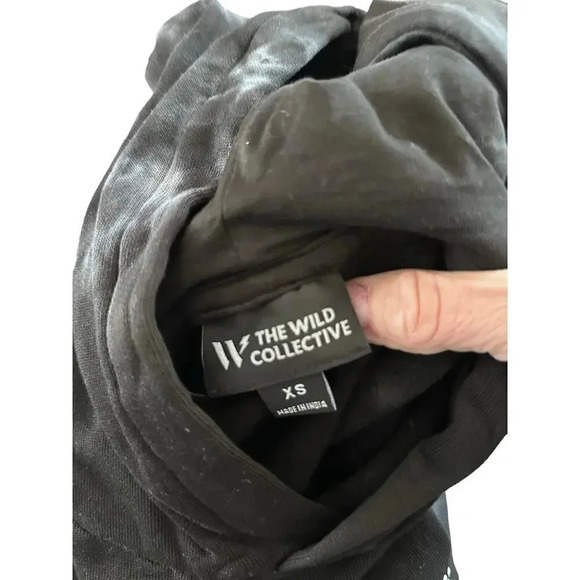 The Wild Collective Black NBA Los Angeles Long Sleeve Pullover Hoodie Size XS - Picture 4 of 5